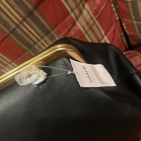 BRAND NEW WITH TAGS COACH BLACK KISSLOCK FRAME BAG - Picture 3 of 7